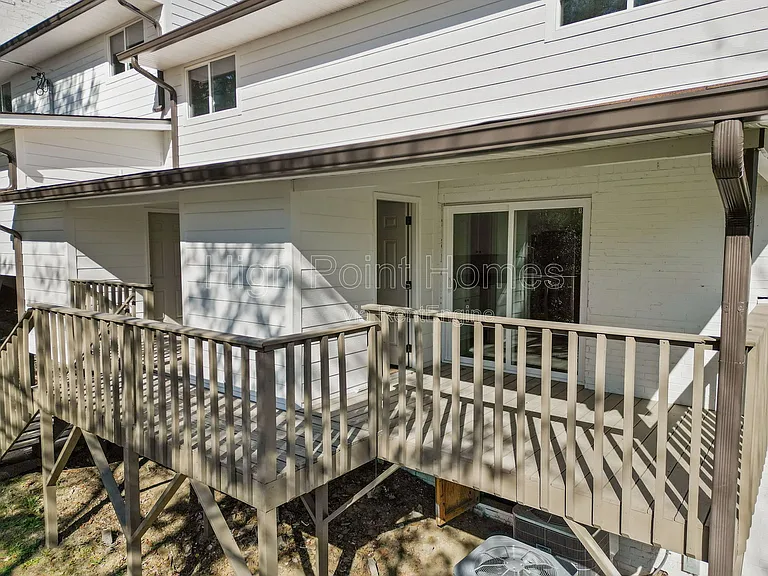 400 Gallery Ln #C7 — Photo 32
