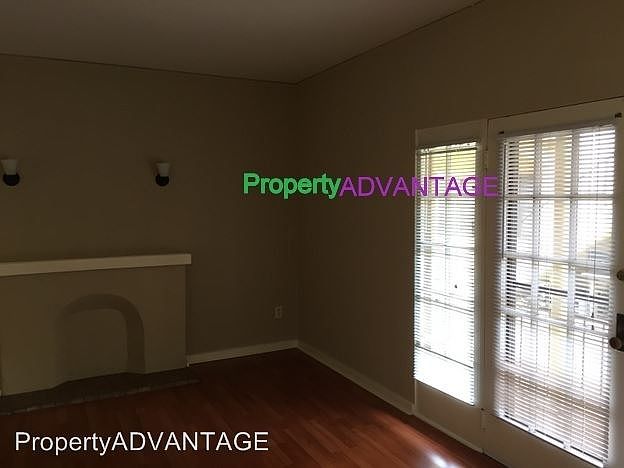 1st image of 3927 7th Ave