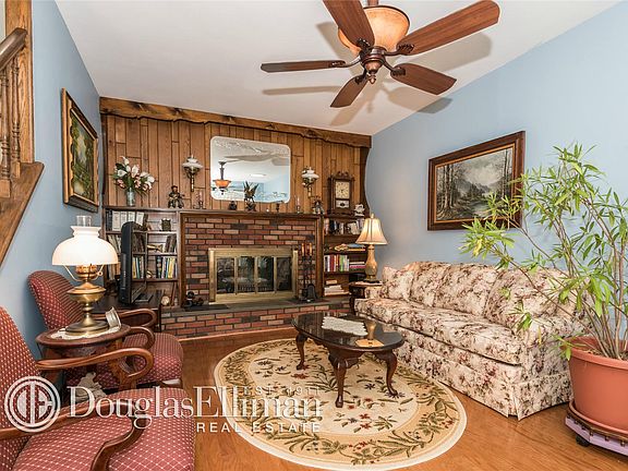 5th image of 30 Harp Ln