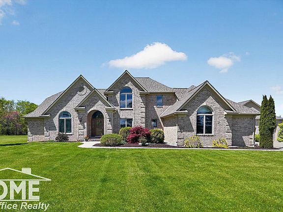 3rd image of 4324 Waugh Rd