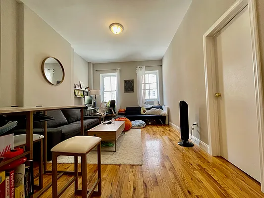 Rented by Douglas Elliman | media 27