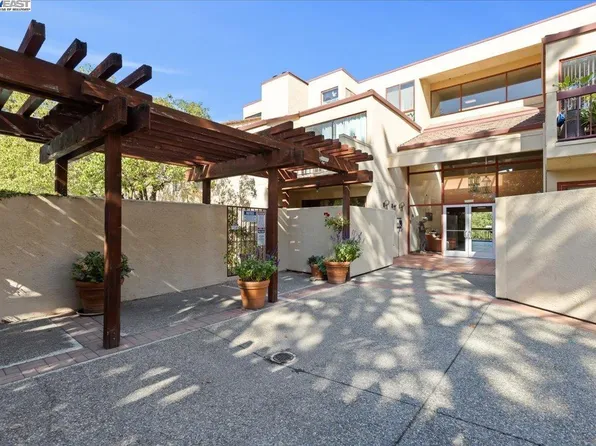 25912 Hayward Blvd APT 204, Hayward, CA 94542