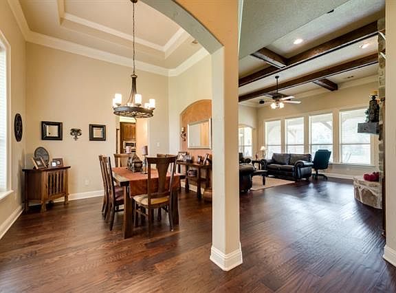 3rd image of 817 Tye Crossing Ct