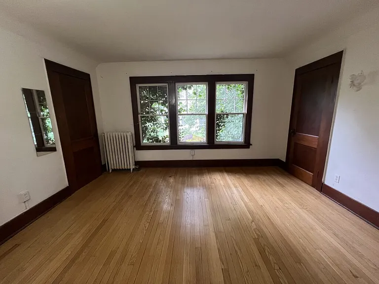 115 Heights Ct — Photo 7
