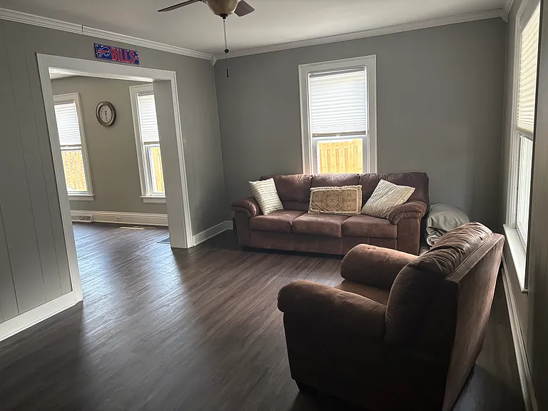 251 Pleasant Ave — Photo 3