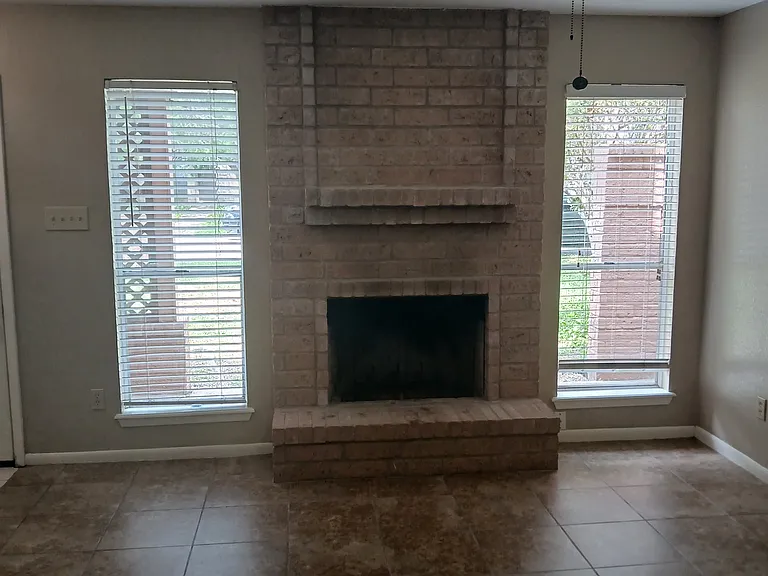 5101 Middlecoff Rd — Photo 11