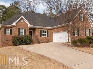 115 Hidden Cove Dr, Bogart, GA 30622