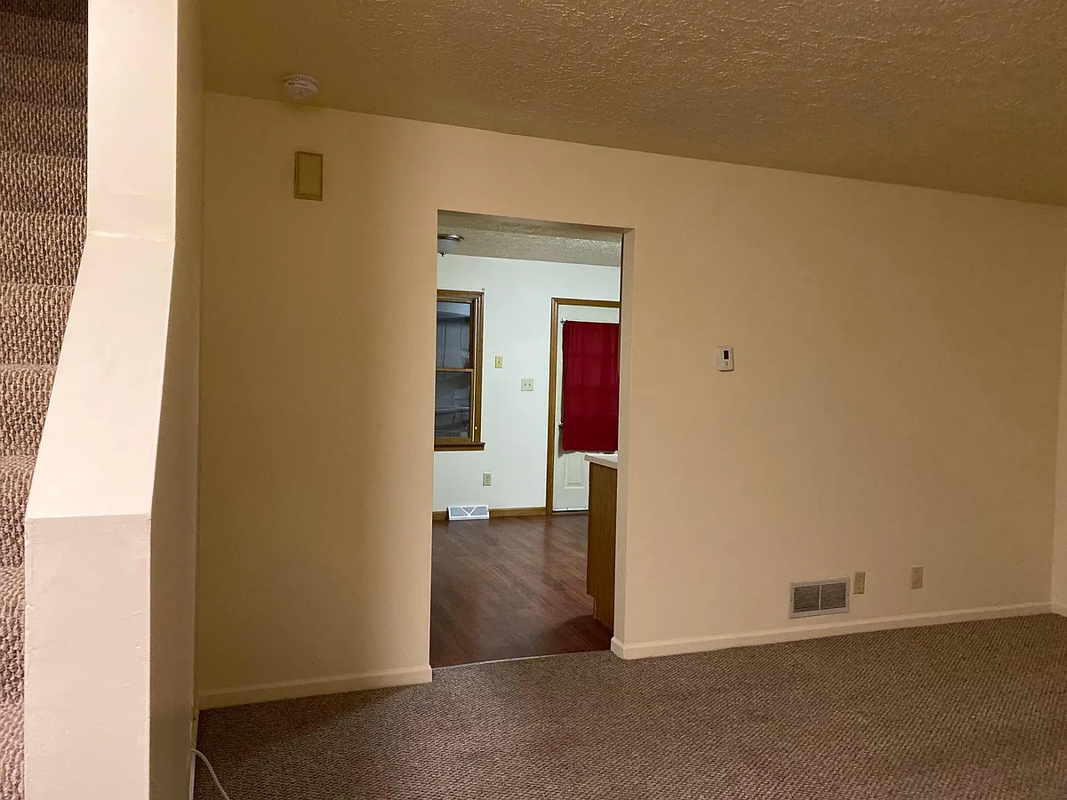 Building Photo - 607 S 23rd St