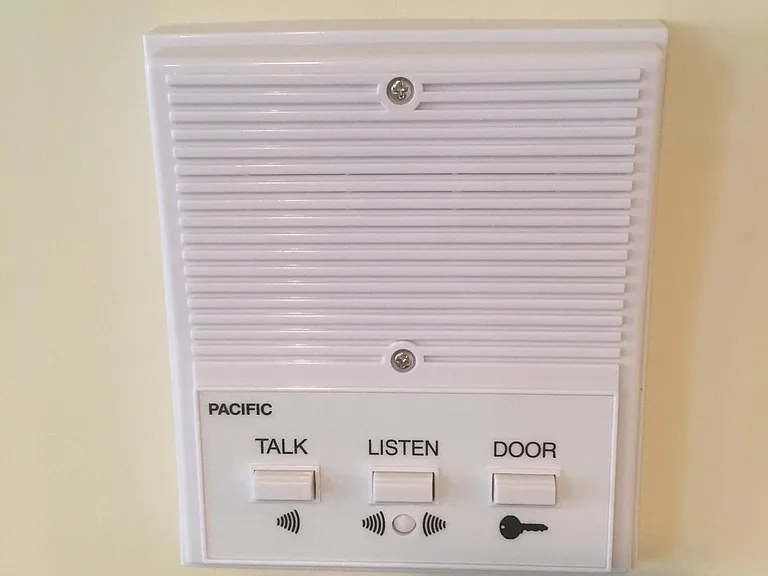 Intercom / Buzzer