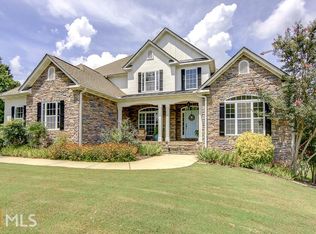 60 Lake Park Ct, Sharpsburg, GA 30277