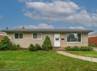 1769 Castleton Dr, Troy, MI 48083