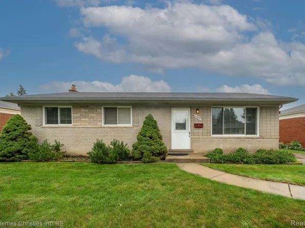 1769 Castleton Dr, Troy, MI 48083