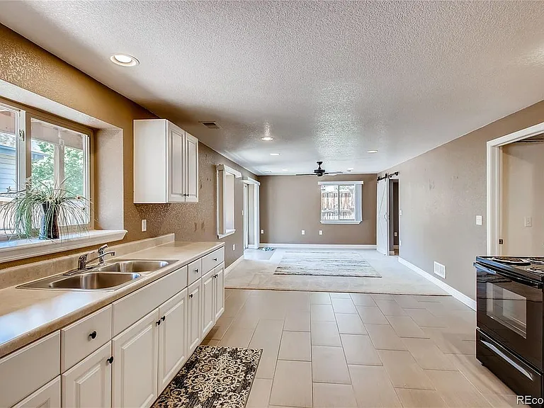 7175 Routt St — Photo 2