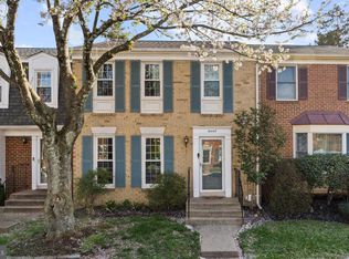 10447 Red Granite Ter, Oakton, VA 22124