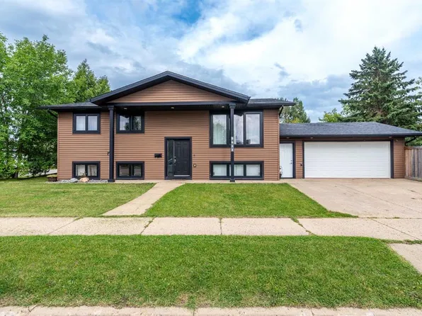 5411 W 28th St, Lloydminster, AB T9V 2M3