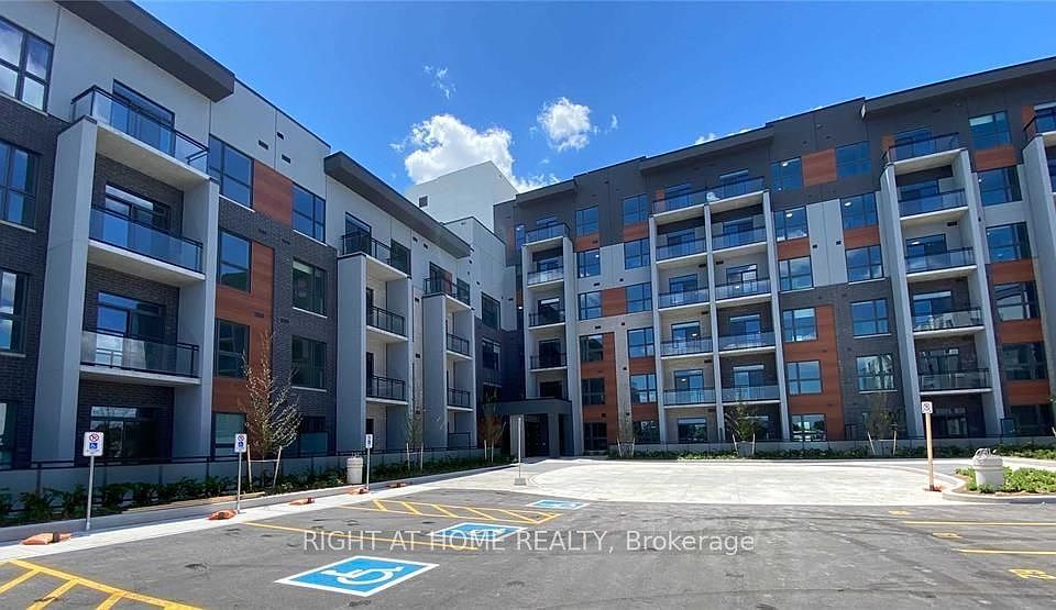 1st image of 95 Dundas St W #202