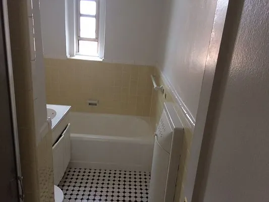 Rented by The Coop Connection LLC | media 34