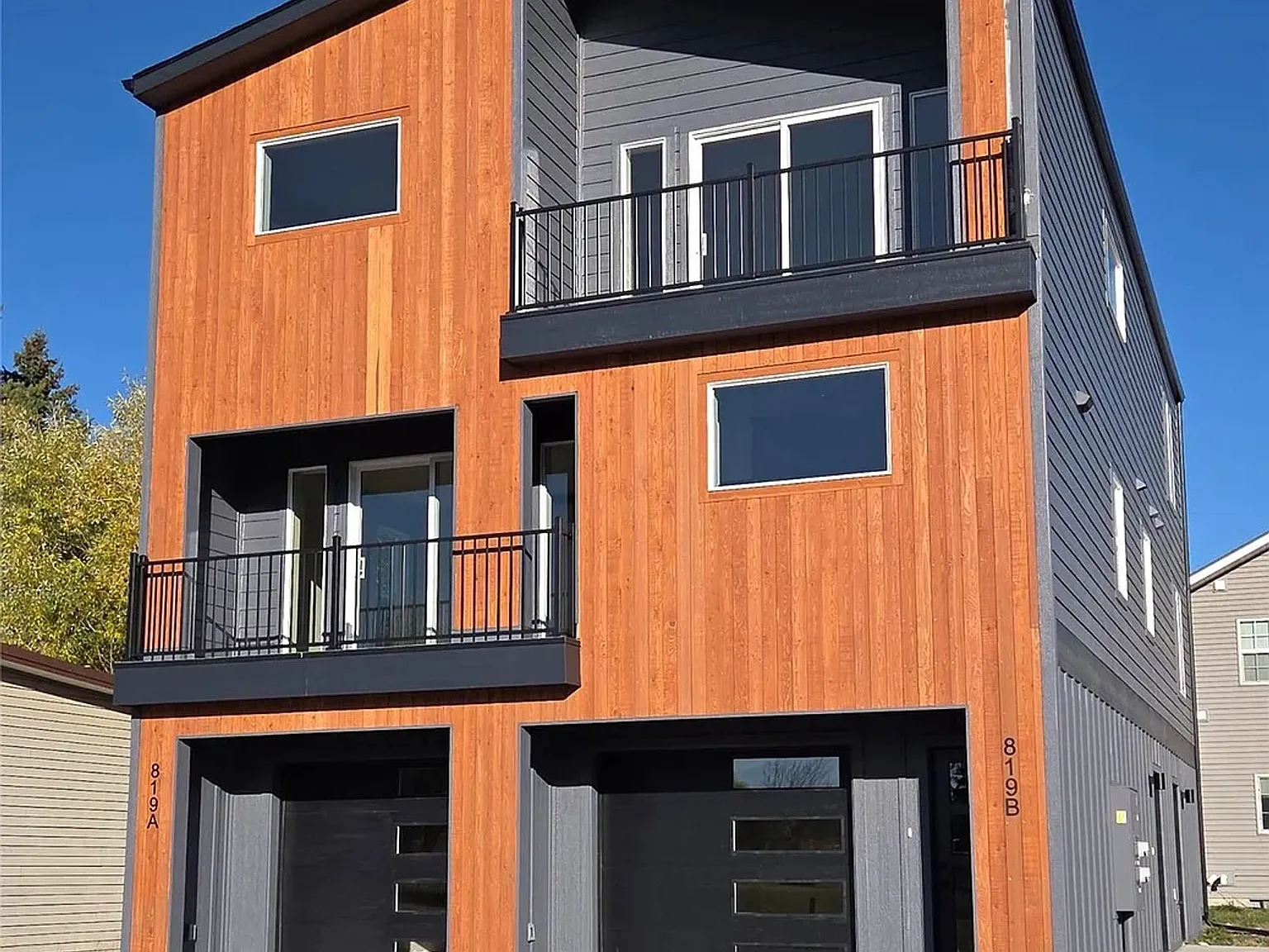 819 9th Ave West — Photo 2