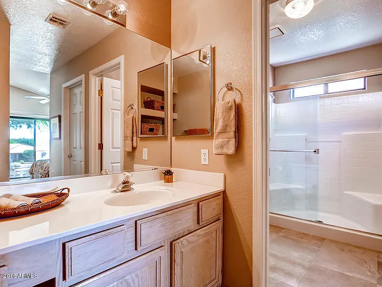 14402 N Ibsen Dr #B — Photo 17