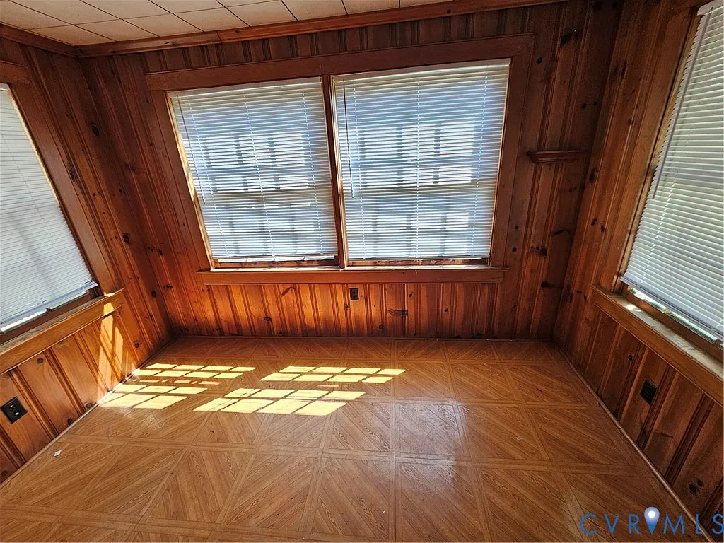 2 bed, 1.0 bath, 912 sqft, $1,000 — Photo 3