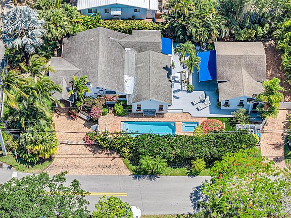 3rd image of 315 NE 14th Avenue