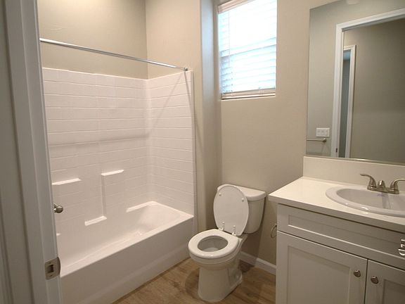 4th image of 1319 E Portals Ave