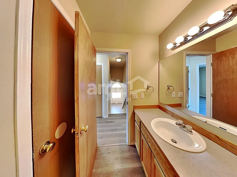 19610 15th Avenue Ct E — Photo 16