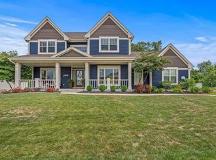 N108W12703 Coneflower Cir, Germantown, WI 53022