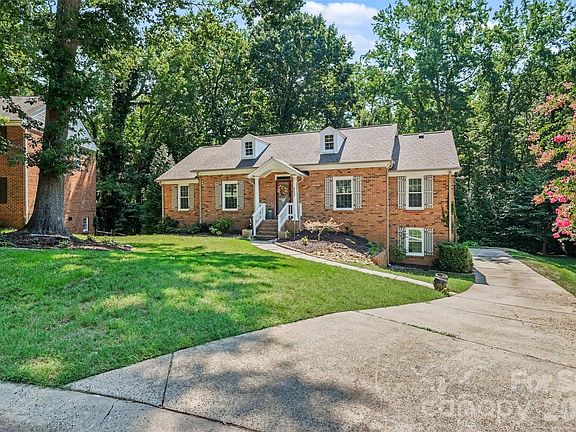 4th image of 8537 Furrier Dr