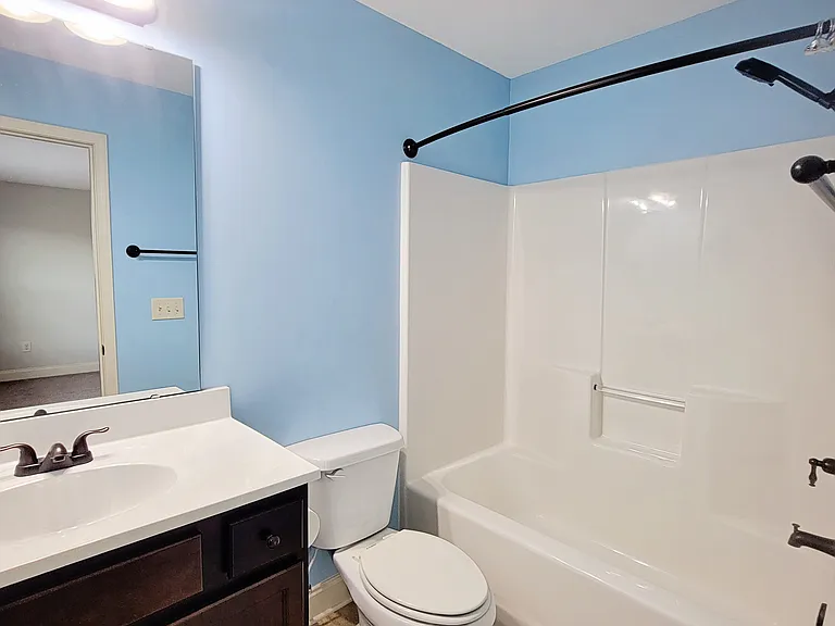 652 Grays Pointe Ct — Photo 23