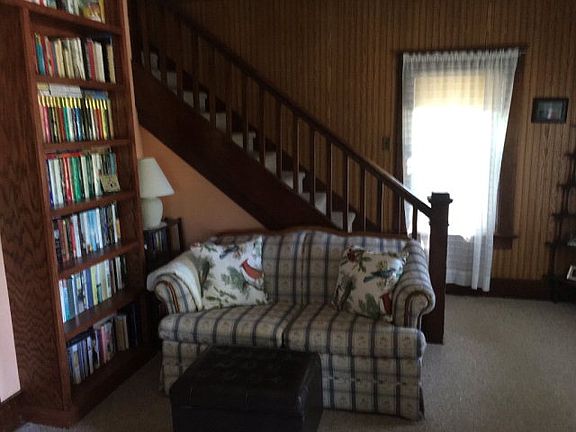 3rd image of 349 Mill Pond Dr