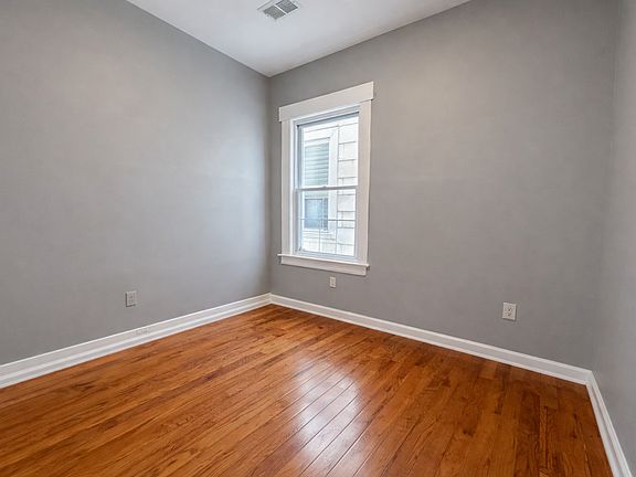 5th image of 864 S 14th St Floor 2
