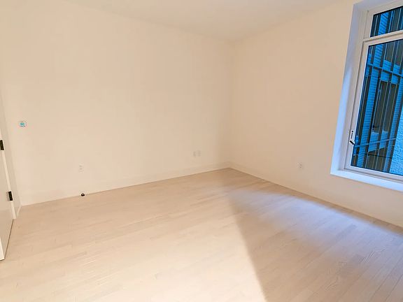 5th image of 91 Leonard St APT 8E