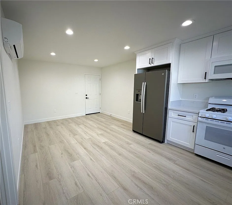 1 bed, 499 sqft, $1,750 — Photo 4
