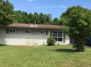 5454 Thornhill Rd, Pensacola, FL 32503