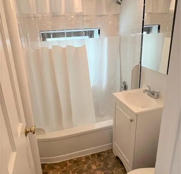 884 Massachusetts Ave #314 — Photo 4