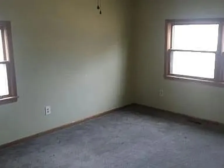 2907 S Fern St — Photo 6
