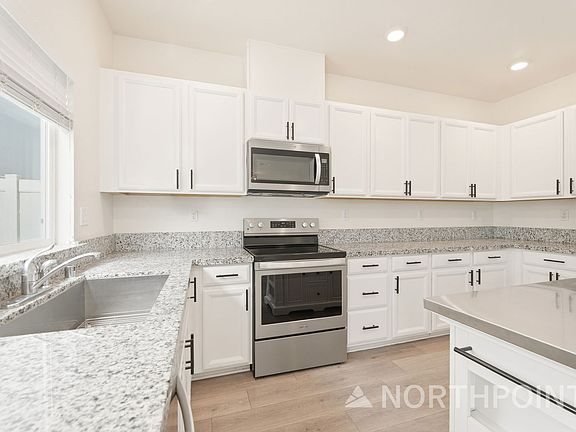 4th image of 3822 Bridgemeadow Way
