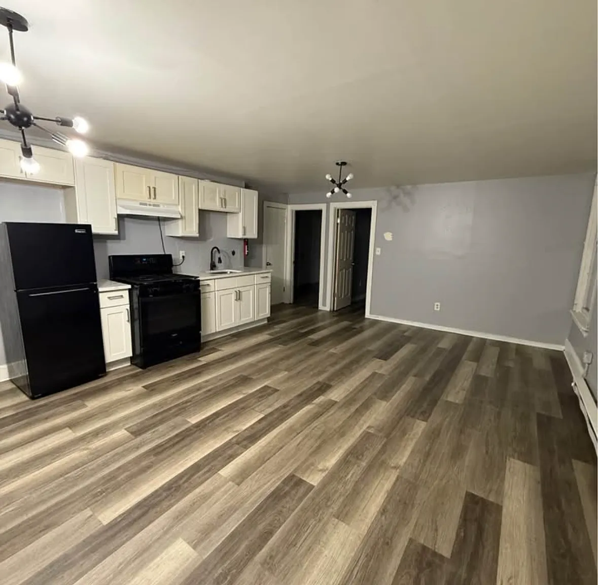 2 bed, $1,650 — Photo 3