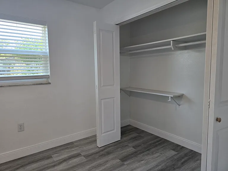 1816 Rendale Dr — Photo 25