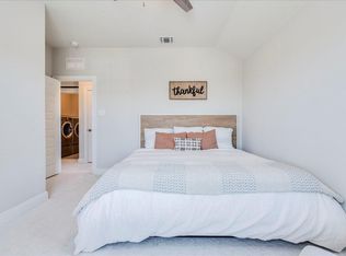 484 Bayberry Cir, Buda, TX 78610