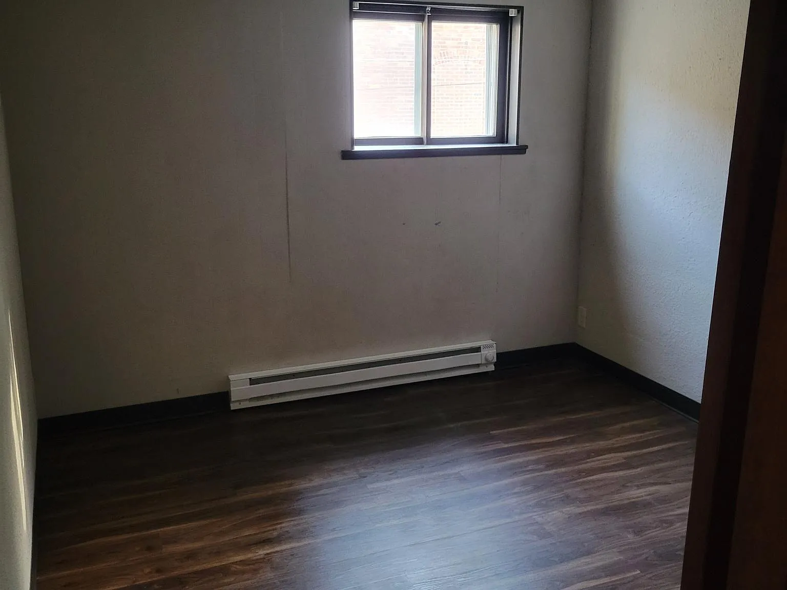 3 bed, 700 sqft, $850 — Photo 4