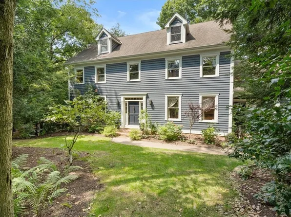 3137 Scenic Ct, Allison Park, PA 15101