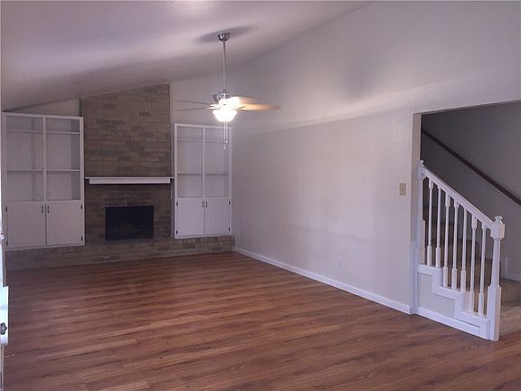 4th image of 10025 Woodland Village Dr