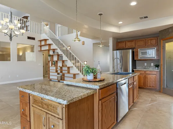 10433 E OLLA Avenue, Mesa, AZ 85212