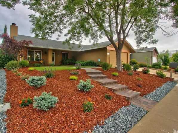 9021 Prairie Trail Way, Sacramento, CA 95826