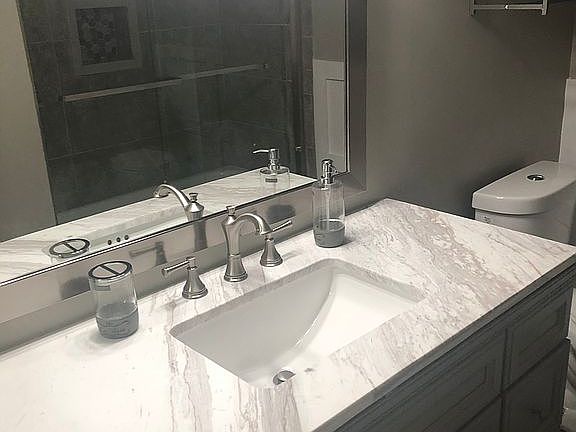 4th image of 3009 Lost Creek Blvd