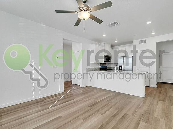 5th image of 4093 Southampton St