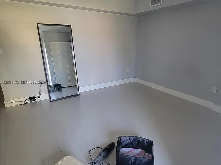 15250 SW 154th Ave #STUDIO — Photo 8