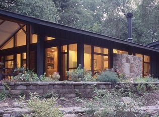 1301 Copper Hill Rd, Baltimore, MD 21209